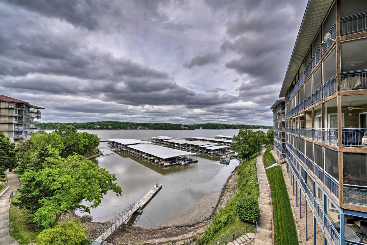 Waterfront Lake Ozark Condo With Deck And Pools Exteriör bild