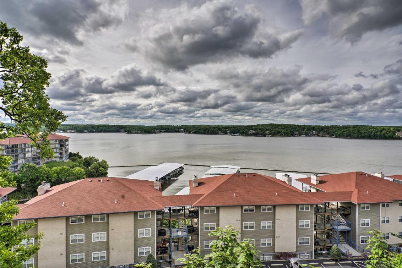 Waterfront Lake Ozark Condo With Deck And Pools Exteriör bild